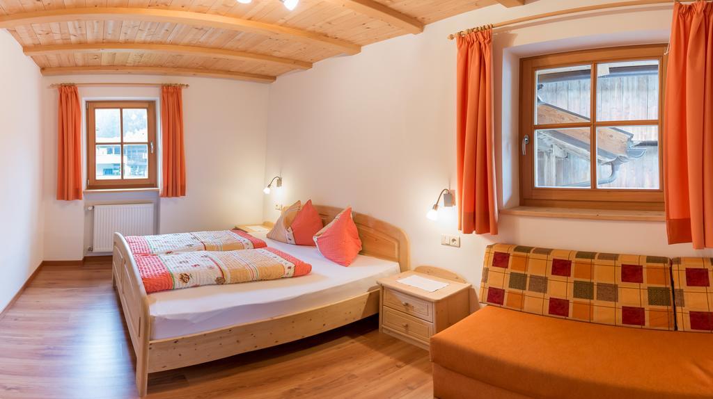 Zu Schgagul Villa Кастелрото Екстериор снимка