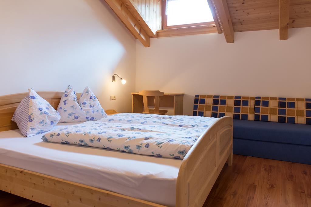 Zu Schgagul Villa Кастелрото Екстериор снимка